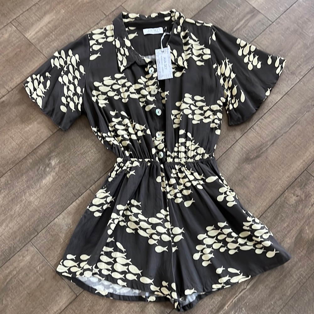 Fighting Eel/ Ava Sky Romper Scottie Small